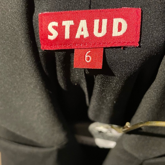 Brand new suite/jumpsuit - Picture 2 of 4